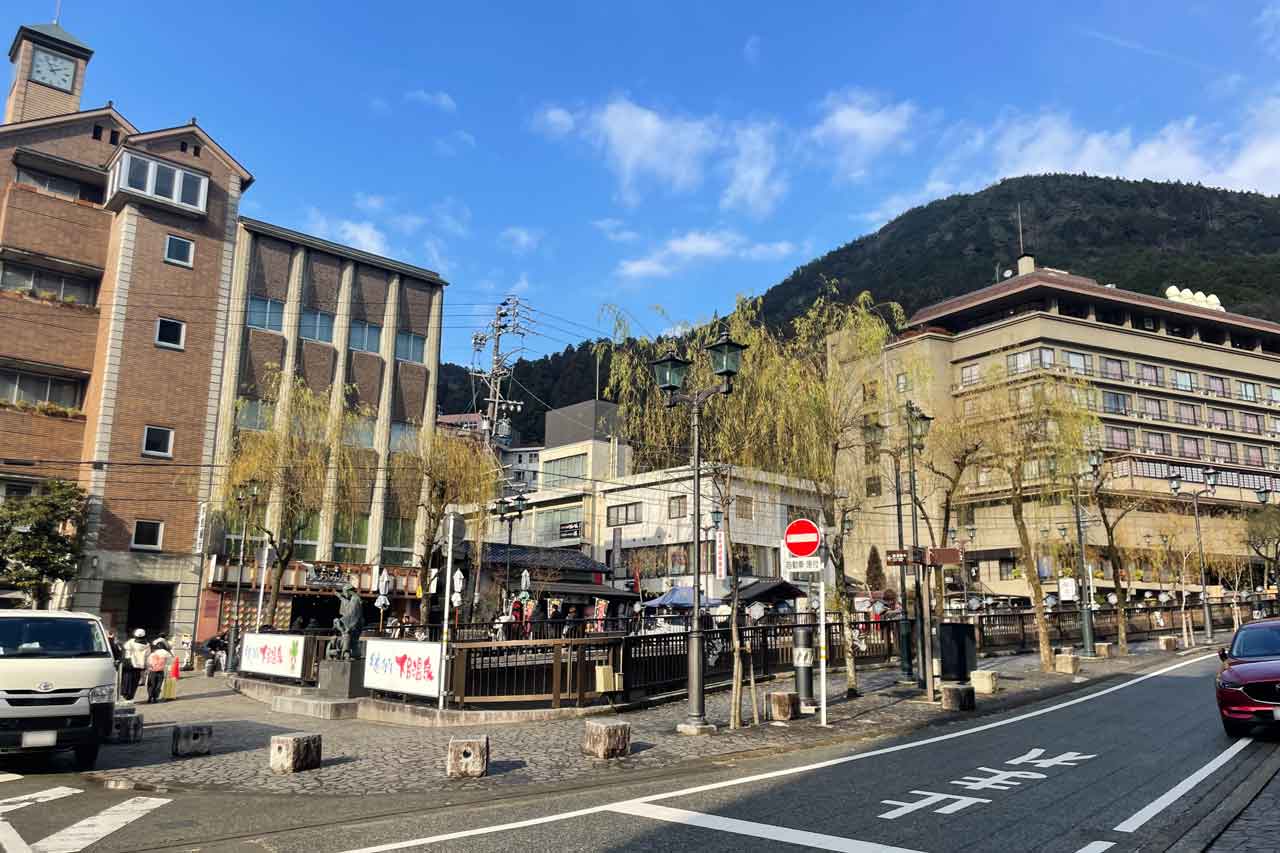 下呂温泉はすっきりとした泉質。おれは好きだぜ