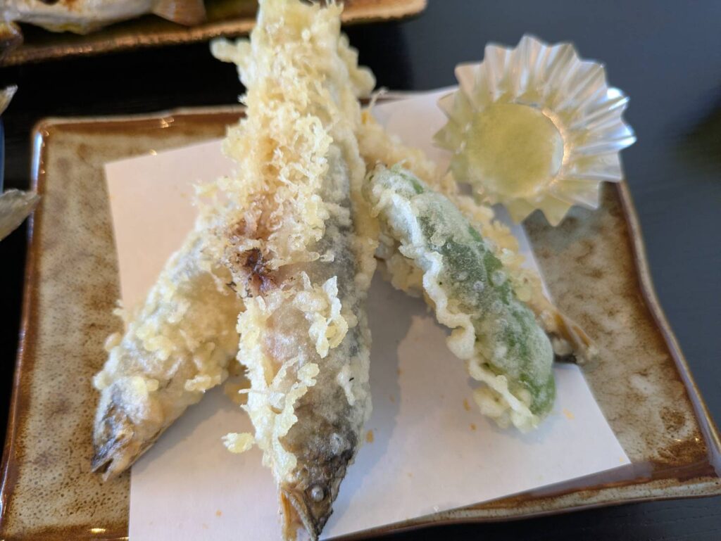 5品目は天ぷら。さくさく感がたまらない