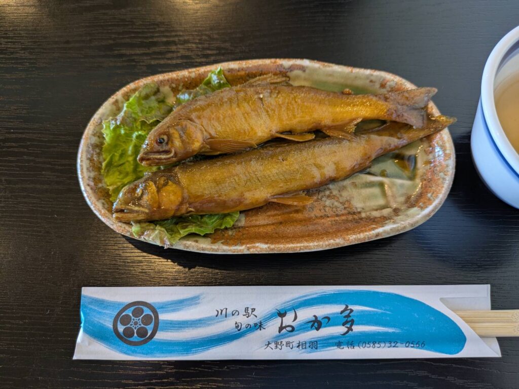 2品目の赤煮。骨までいけるぜ